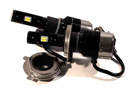 Комплект LED ламп HeadLight FocusV H4 (P43t) 40W 12V з активним охолодженням Харків