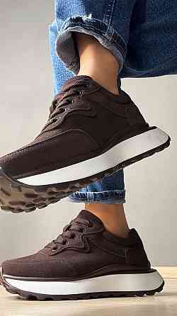 Кроссовки женские Hengji 725-12 замшевые на белой подошве коричневые, 36, 23 см Киев