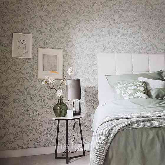 Шпалери вінілові на флізелін Marburg New Spirit Schoner Wohnen листя гілки зелені квіти на сірому Київ