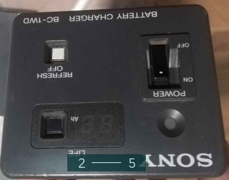 Зарядний пристрій: Sony BC-1WD Ni-CD і батарея Sony NP-1B. Київ - фото 2