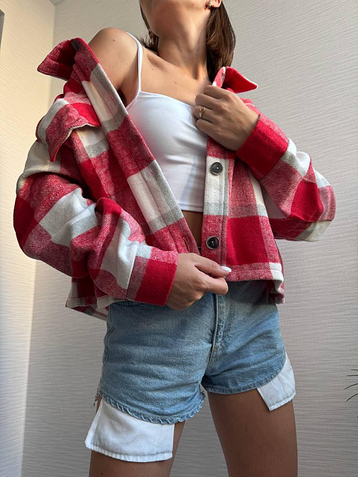 Жіноча тепла оверсайз сорочка у клітинку на гудзиках кашемір Одеса - фото 3