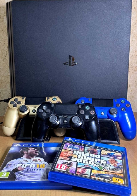 PS4 Pro 1TB + FIFA 18 + 3 джойстики + охолодження. Харків - фото 1