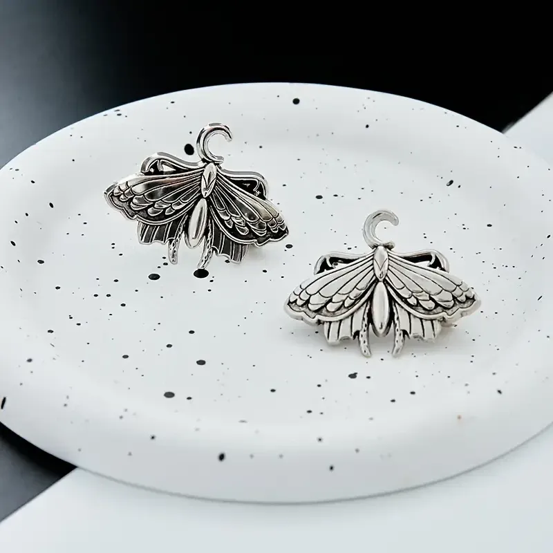 Металлическая заколка-краб «Бабочка» серебристая, 4,2 см Киев - изображение 4