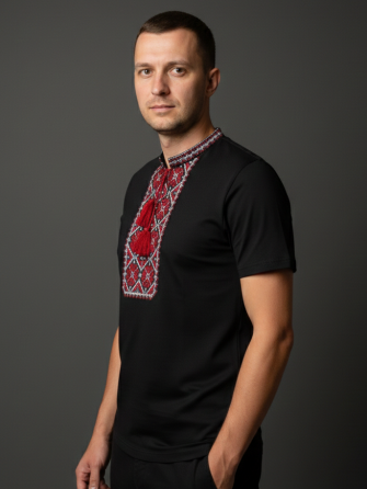 Чоловіча Футболка вишиванка чорного кольору Київ