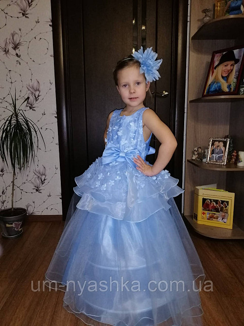 Пышное нарядное платье с цветами Ария2 на 4-5 лет Кривой Рог - изображение 3