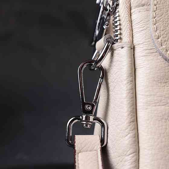 Жіноча невелика вертикальна сумка на два відділення з натуральної шкіри Vintage 22401 Біла Київ