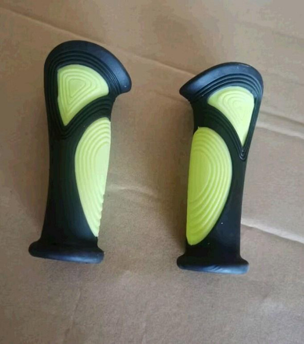 Ручки керма велосипедні (зелені) F Мукачево - фото 1