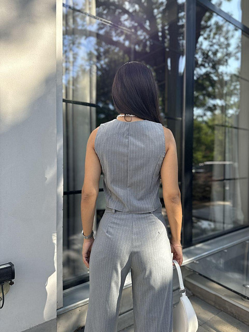 Женский брючный костюм двойка: жилет и брюки турецкая костюмка Серый, 44 Одесса - изображение 7