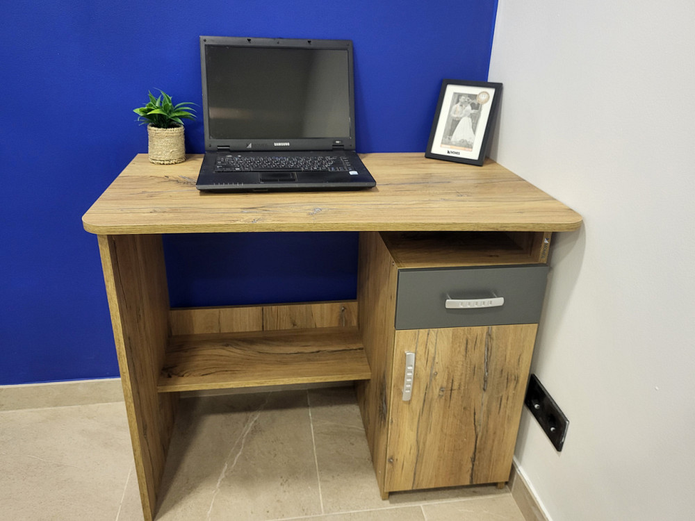 Маленький робочий письмовий стіл 90 см з тумбою та шухлядою для школяра підлітка студента Дуб Флагшток Львів - фото 2