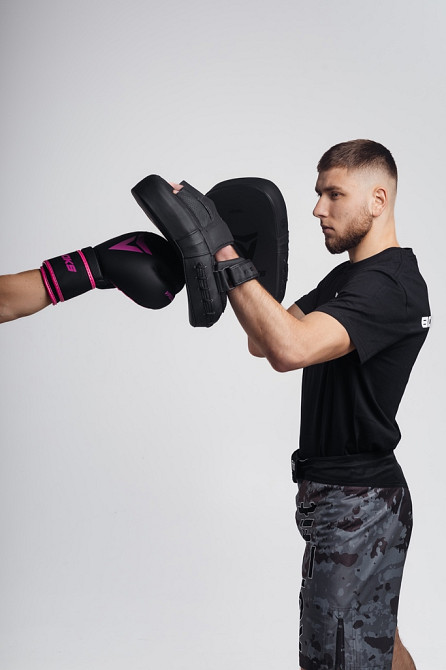 Боксерські рукавиці V`Noks Ultima Black Fuxia 10 ун. Каменское - изображение 8