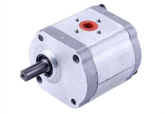 Насос шестеренький 314 лівий, шліц, задній вихід Мукачево