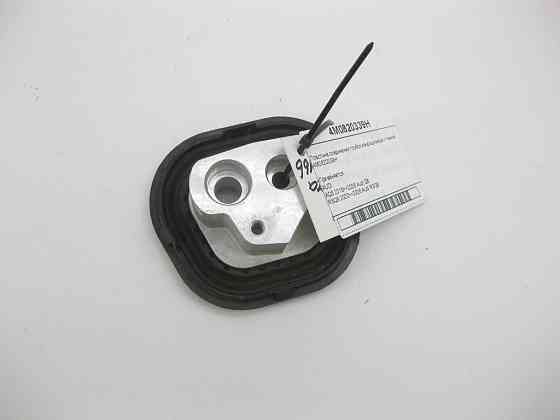 VAG  4M0820339H Пластина з'єднання трубок кондиціонера з піччю Одеса