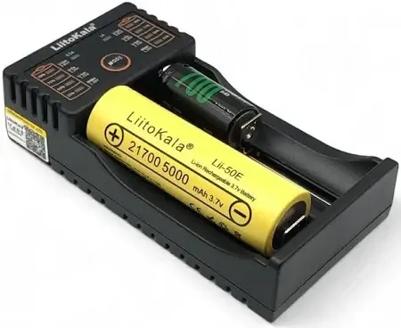 Універсальний зарядний пристрій LiitoKala Lii-202 для 18650, AA, AAA Li-Ion струм 0.5, 1А, 2 канали Одеса