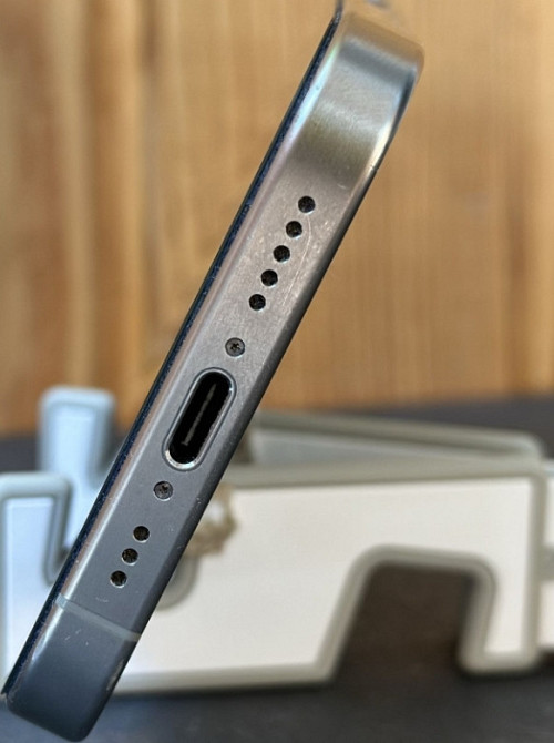 IPhone 15 Pro 256Gb Natural Space gray в красивом состоянии. Харьков - изображение 4