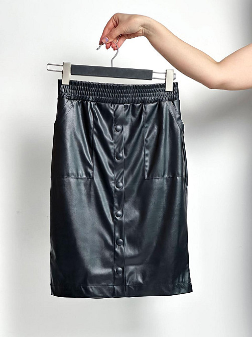 Модна спідниця зі шкіри "Sharm" оптом | Розпродаж моделі Київ - фото 6