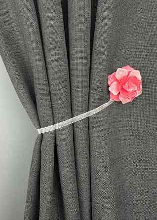 Магніти для штор і гардин Камелія набір 2 шт Рожевий (81-311) Київ