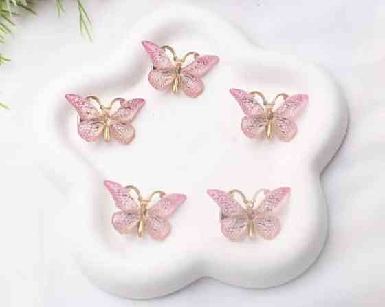 Затискач "Метелик" маленький Рожевий Сміла