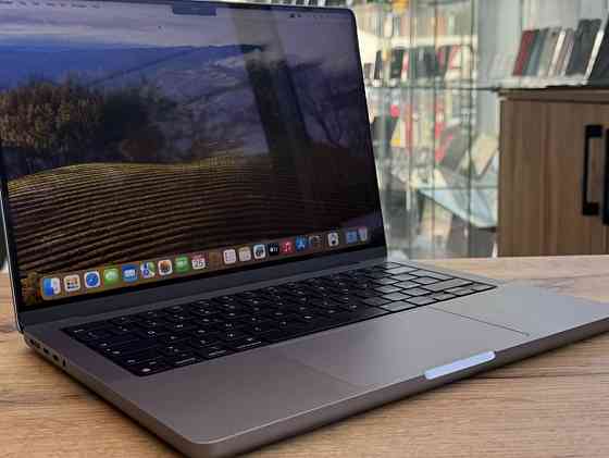 Ноутбук MacBook Pro 14" M3 8/1TB. Стан 10/10 Київ