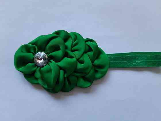 Ошатна пов'язка дитяча зелена - квітка 10см, розмір універсальний (на резинці) Київ