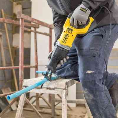 Сабельная пила Stanley FatMax, 900 Вт, 0 - 3200 ход/мин, величина хода 28 мм, 3.5 кг (FME360) Винница