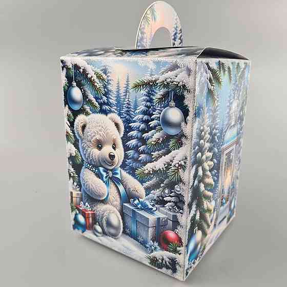 Новогодняя подарочная картонная упаковка для конфет (700грм) №220 