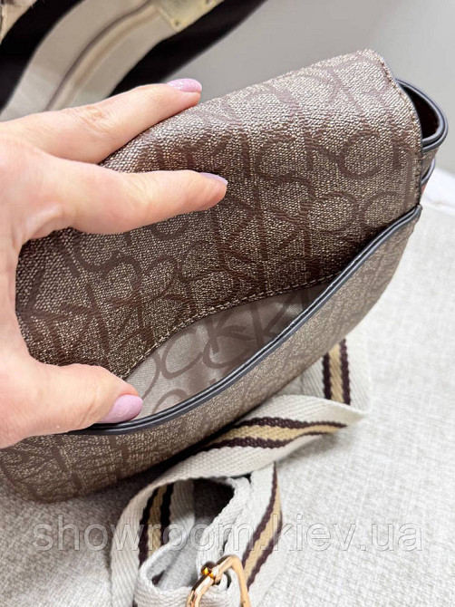 Невелика жіноча сумочка на плече Ck K6071 light brown Київ - фото 5