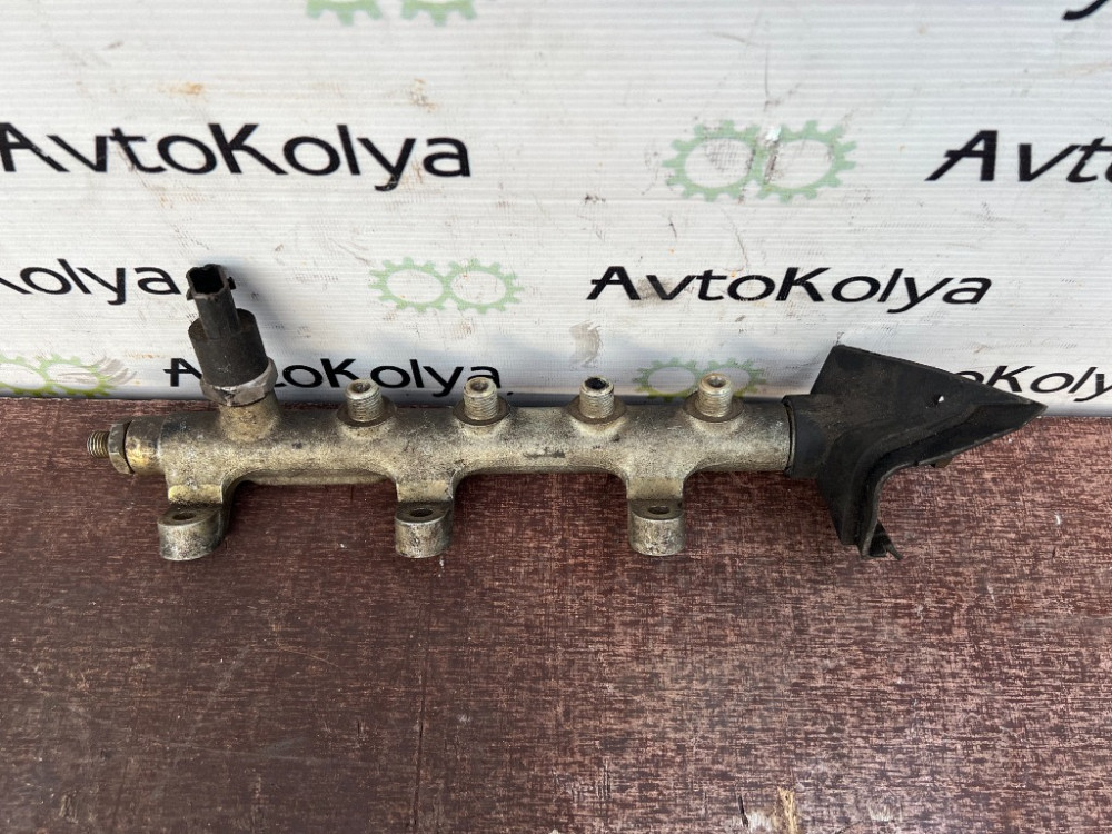 Паливна рейка (рампа форсунок) Renault Master II 2.2 / 2.5 dci 1998-2010 (0445214025) Ковель - изображение 1