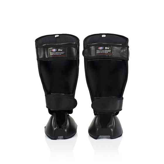 Захист гомілки та стопи Fairtex SP7 Shin Pads Black L Кам'янське
