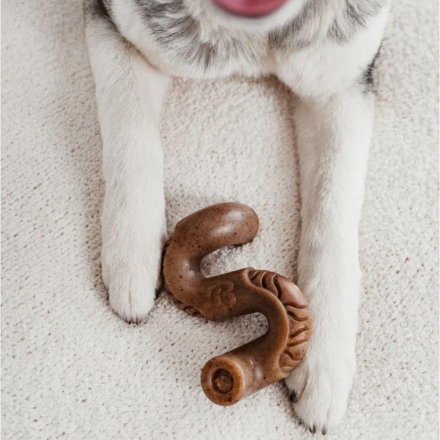 Жувальна іграшка для собак Бенебон Benebone Tripe Bone Beef зі смаком яловичого рубця для собак до 40 кг (розмір L) Вінниця - фото 5