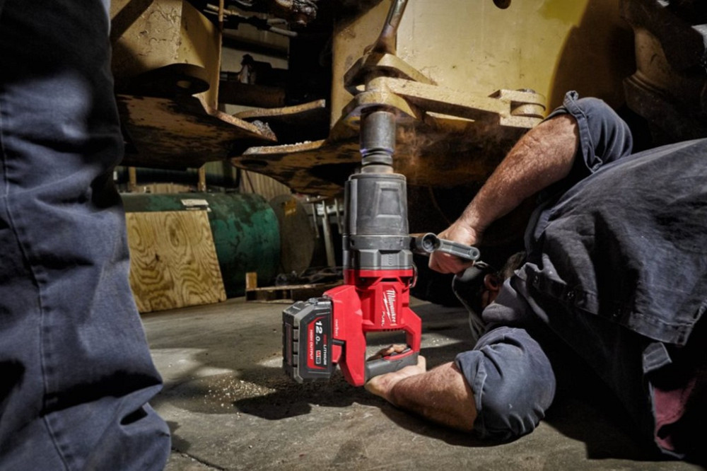 Гайкокрут акумуляторний 1" MILWAUKEE, M18 ONEFHIWF1DS-0C, 2711Нм (кейс) Одеса - фото 9