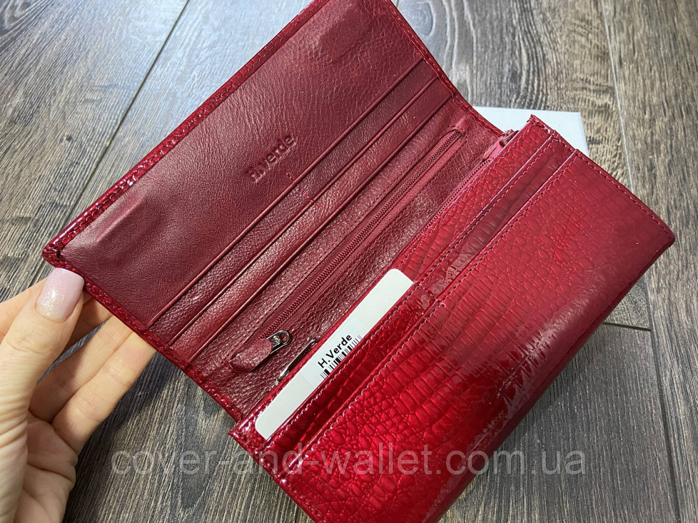 Красивий шкіряний жіночий лаковий гаманець червоного кольору Helen Verde Київ - фото 3