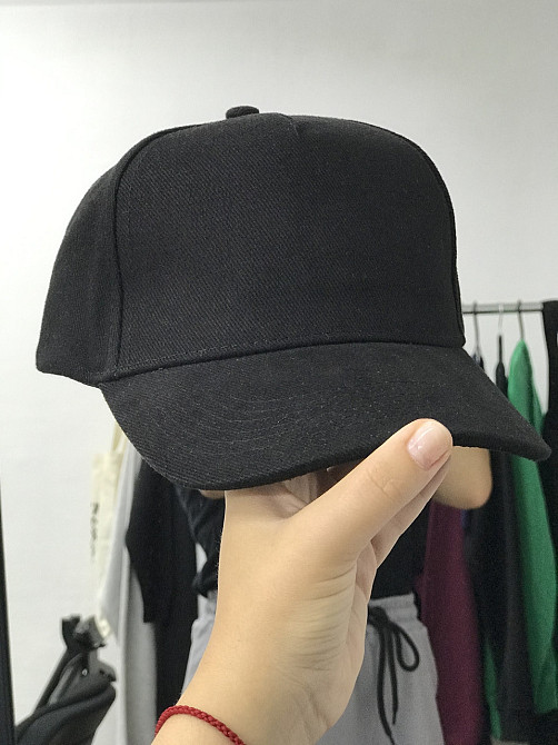 Черная кепка\ бейсболка с принтом - 