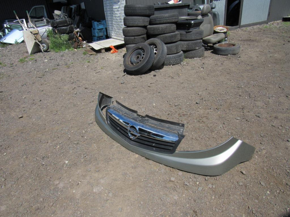 Решітка бампера Opel Vivaro 2007-2013 Ковель - изображение 6