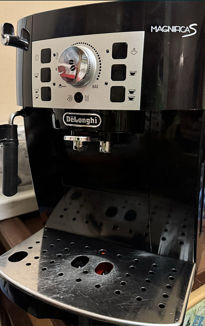 Кавомашина Delonghi Magnifica S Київ - фото 3
