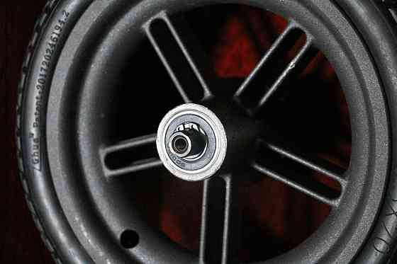 Запасное колесо, литая покрышка 8x1/2*2 Xiaomi Mijia Scooter M365 Pro Киев