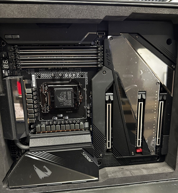 Материнская плата: AORUS Z490 Xtreme LGA 1200+ оперативка.Нова !!! Киев - изображение 5