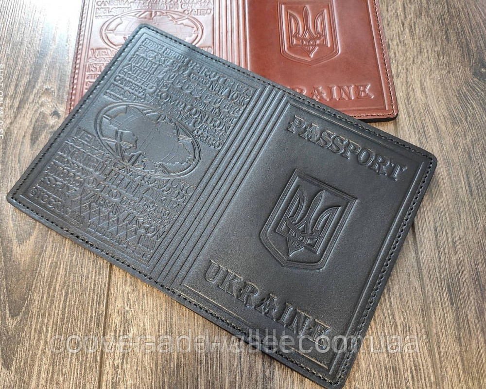 Шкіряна обкладинка на паспорт з тисненням «Герб України» Київ - фото 1