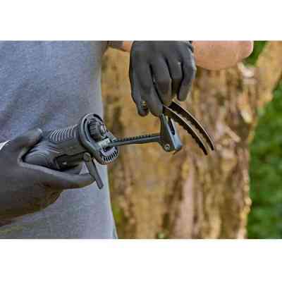 Сабельная пила Black&Decker BES301 Винница