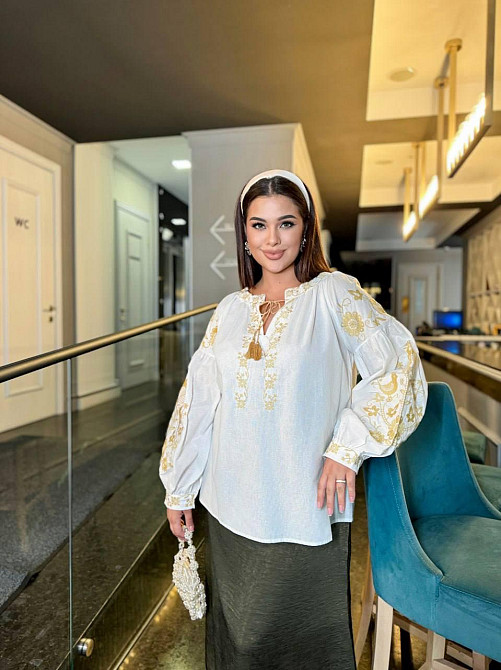 Женская праздничная вышиванка батал с золотой вышивкой 80% хлопок, 20% полиэстер 50 Одесса - изображение 3