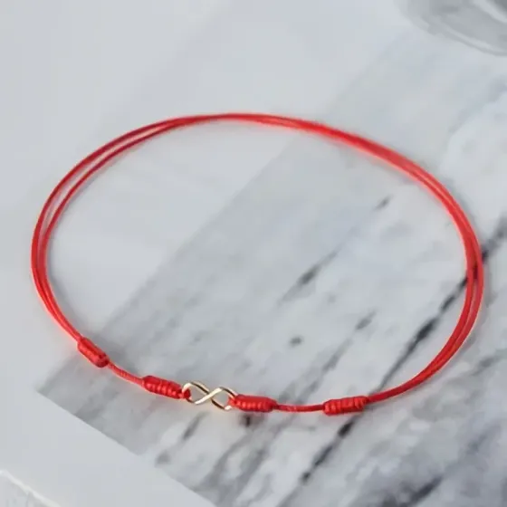 Красный браслет-оберег из шнура со знаком бесконечности, регулируемый Киев