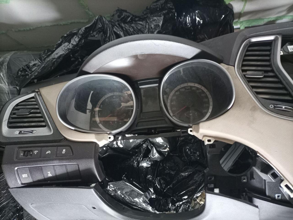 Приборна панель хюндай санта фе 3 Киев - изображение 1