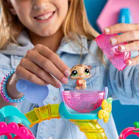 Ігровий набір "Фабрика Розваг" Littlest Pet Shop 00519 аксесуари та 2 фігурки, фабрика Вінниця