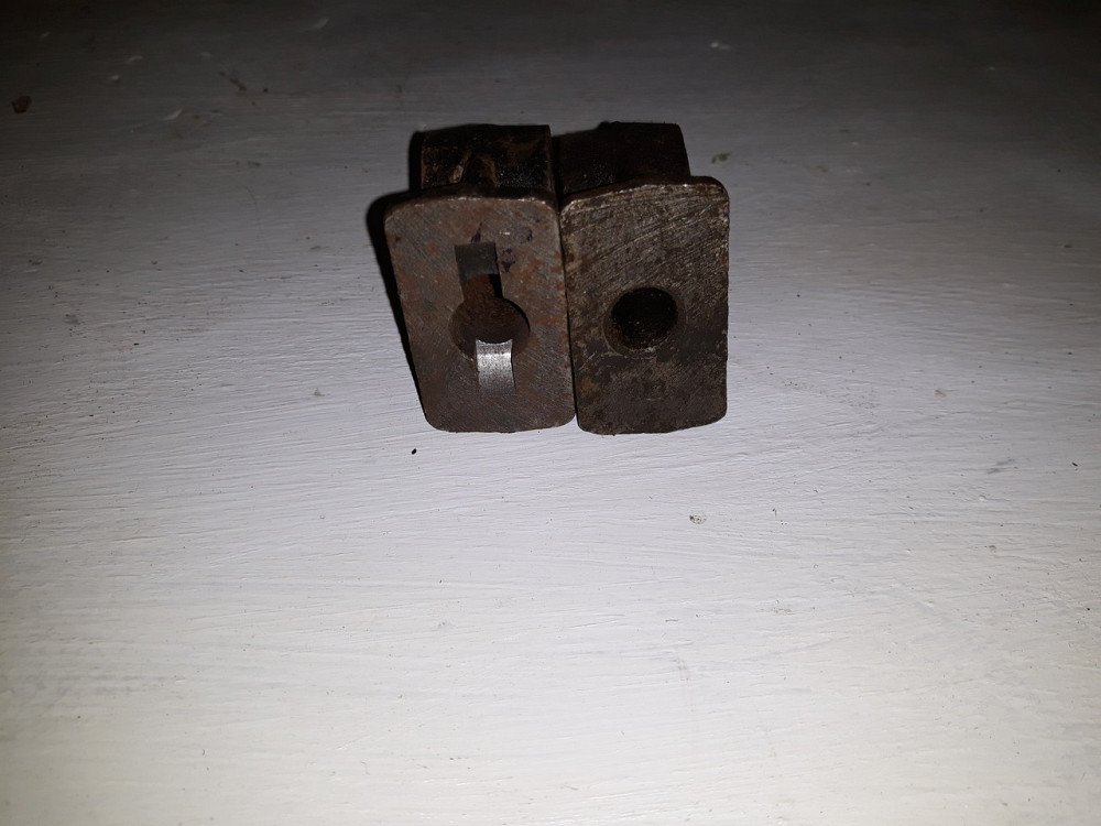 Стойка оси коромысел ГАЗ-24. 21-1007106Б Харьков - изображение 1