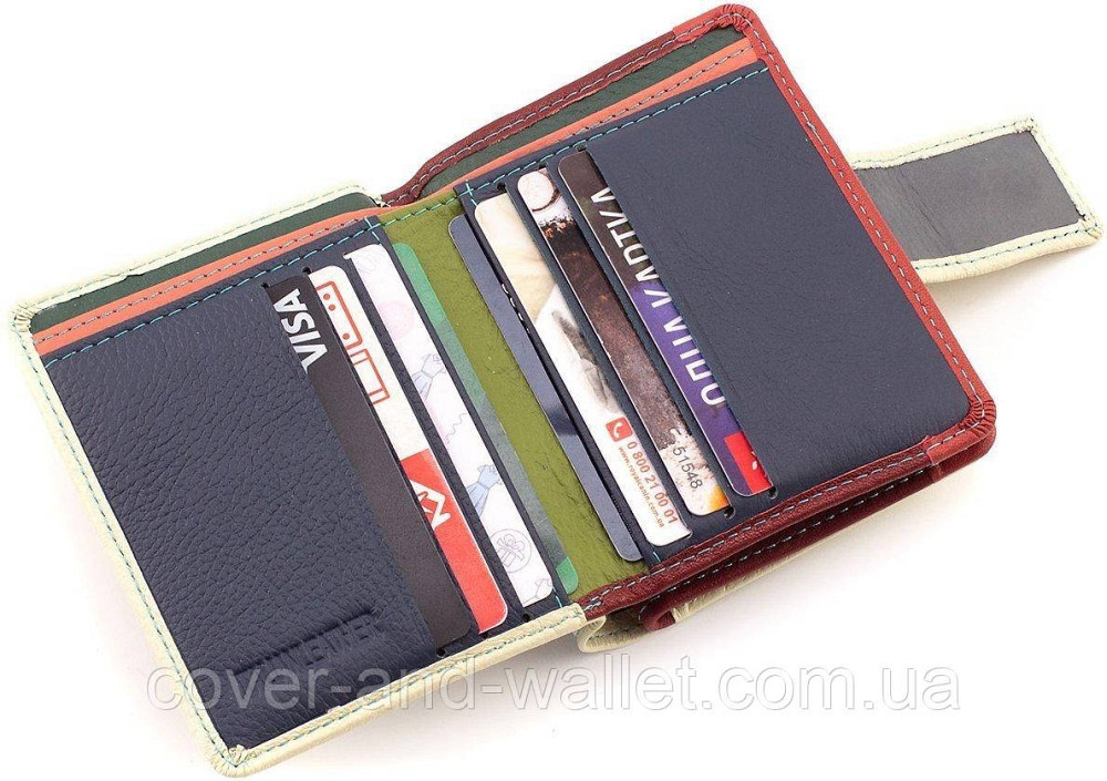 Небольшой кожаный женский кошелёк бежевого цвета на магнитной застежке ST Leather Киев - изображение 4