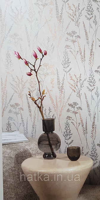 Обои виниловые на флизелине Grandeco Universe 5 ветки листья цветы полевые бронза серебро на бежевом Киев - изображение 1