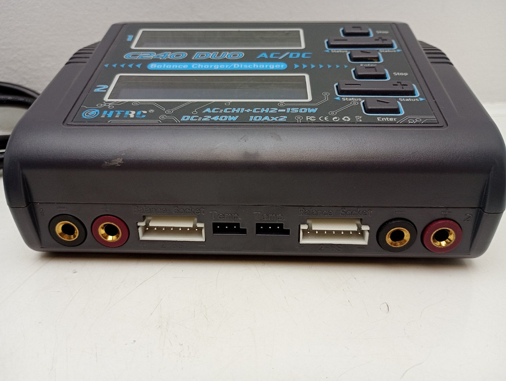 Двоканальний зарядний пристрій з балансиром HTRC C240 DUO AC 150W DC 240W 10Ax2 (товар вживаний) Луцьк - фото 2