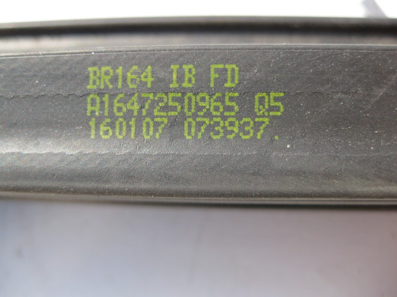 Mercedes-Benz  A1647250965 Ущільнювальна планка скла передніх дверей ML W164 GL X164 Одеса - фото 3