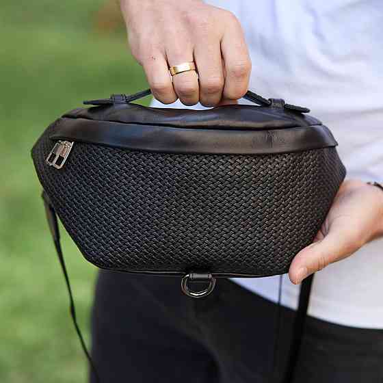 Чоловіча бананка з гладкої шкіри, чорна, стильна Київ