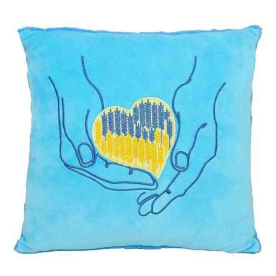 Подушка Tigres Серце в долонях 33 см (ПД-0442) Харьков