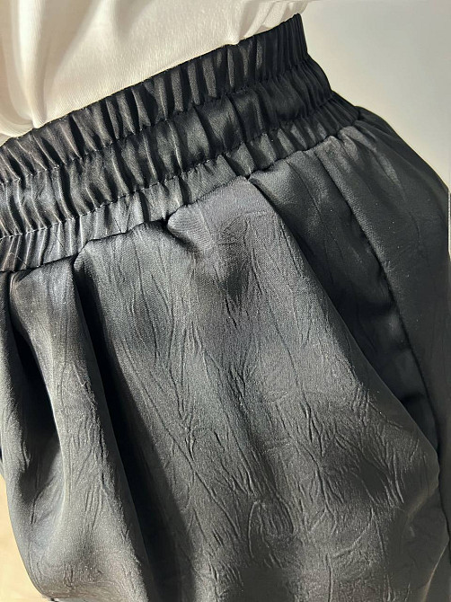 Шорти жіночі A-N 25175 вільний крій шовкові жатка талія на резинці шнурок короткі чорні, чорний, M Київ - фото 15